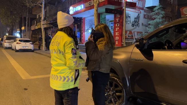 Polisi Görünce Kadını Bırakıp Kaçtı 3