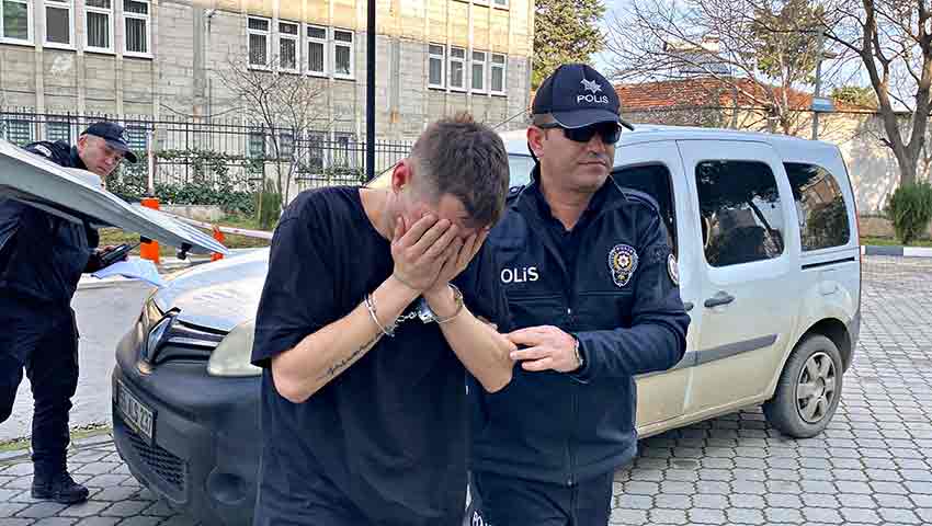 E S I N I N O T O M O B I L L E G O T U R U P D O V D U G U K A D I N 544569 161445