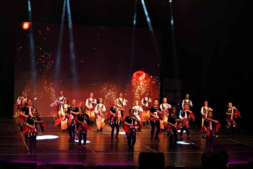 T U R K K U L T U R U N E A I T M U Z I K V E S A H N E S A N A T L 549757 163023