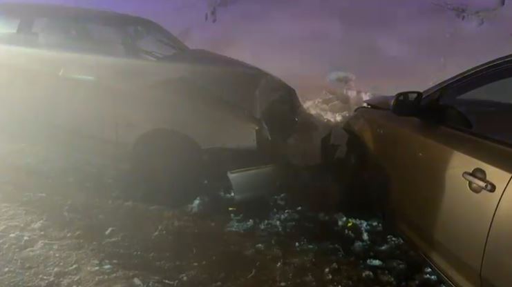 Otomobiller Kafa Kafaya Çarpıştı111