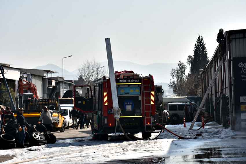 I Z M I R 4. S A N A Y I S I T E S I N D E Y A N G I N A L E V L 600700 177782