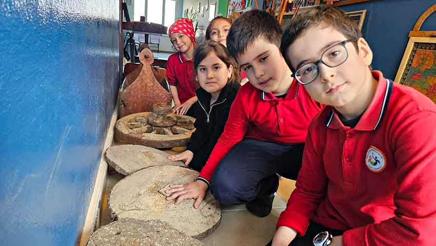 L I S E O D E V I P A R A K O L E K S I Y O N U Y L A B A S L A Y I P 591133 174907