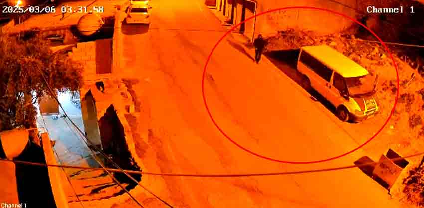 M I N I B U S U I T E R E K C A L M A Y A K A L K I S T I L A R O A 598203 177037