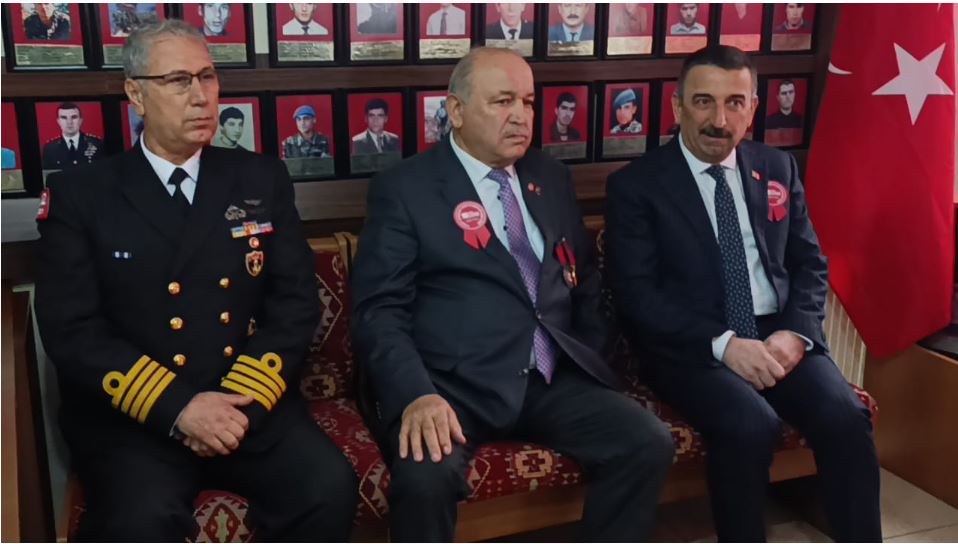 Vali Hacıbektaşoğlu'ndan Şehit Ailelerine Ziyaret1