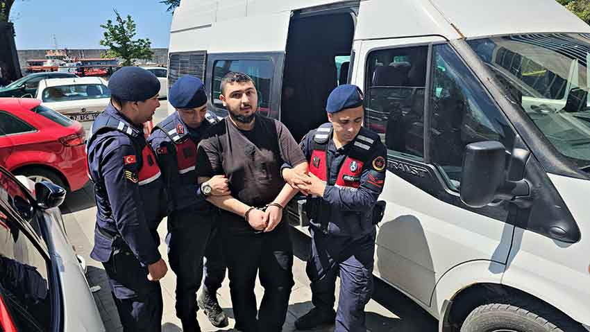 A P A R T M A N Y O N E T I C I S I N I Y A R A L A Y I P E S I N I O L 712820 210903