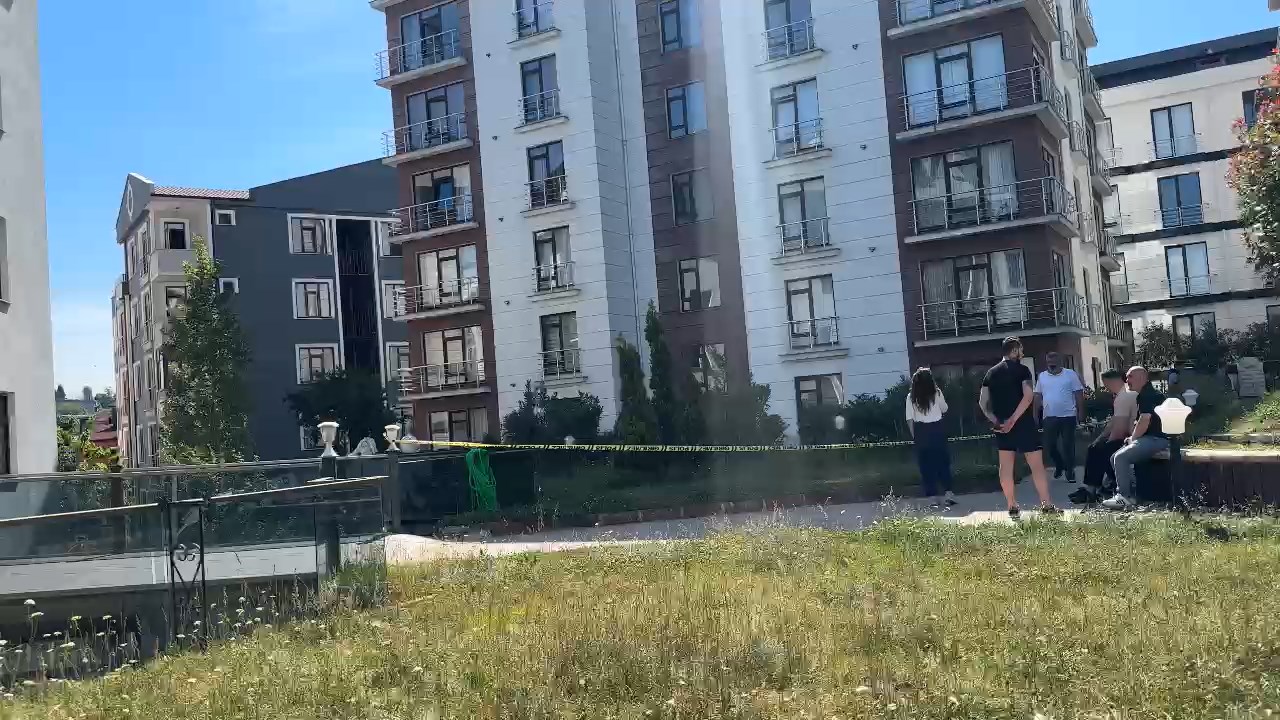 G E C E B A L K O N D A N D U S E N E L I F’ I N S A B A H C A N S I 741448 218900