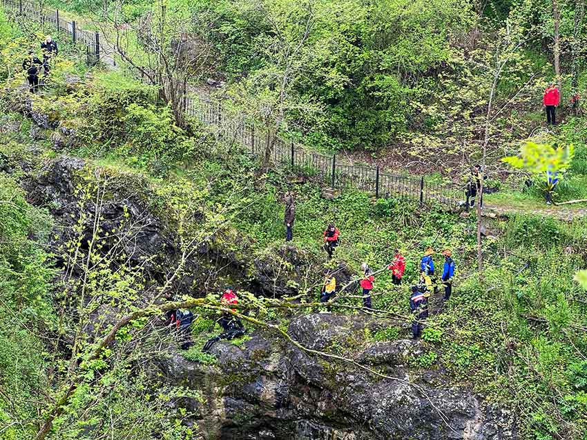 O R D U K A Y I P B I R I K A D I N 2 A R K A D A S H E R Y 690159 204453