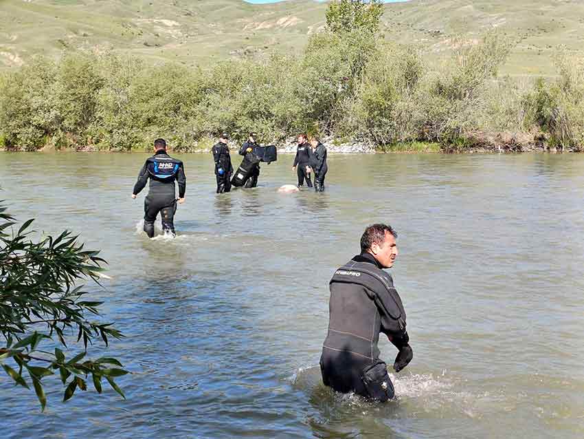 B A L I K T U T A R K E N N E H R E D U S T U C A N S I Z B E D E N 755780 223071