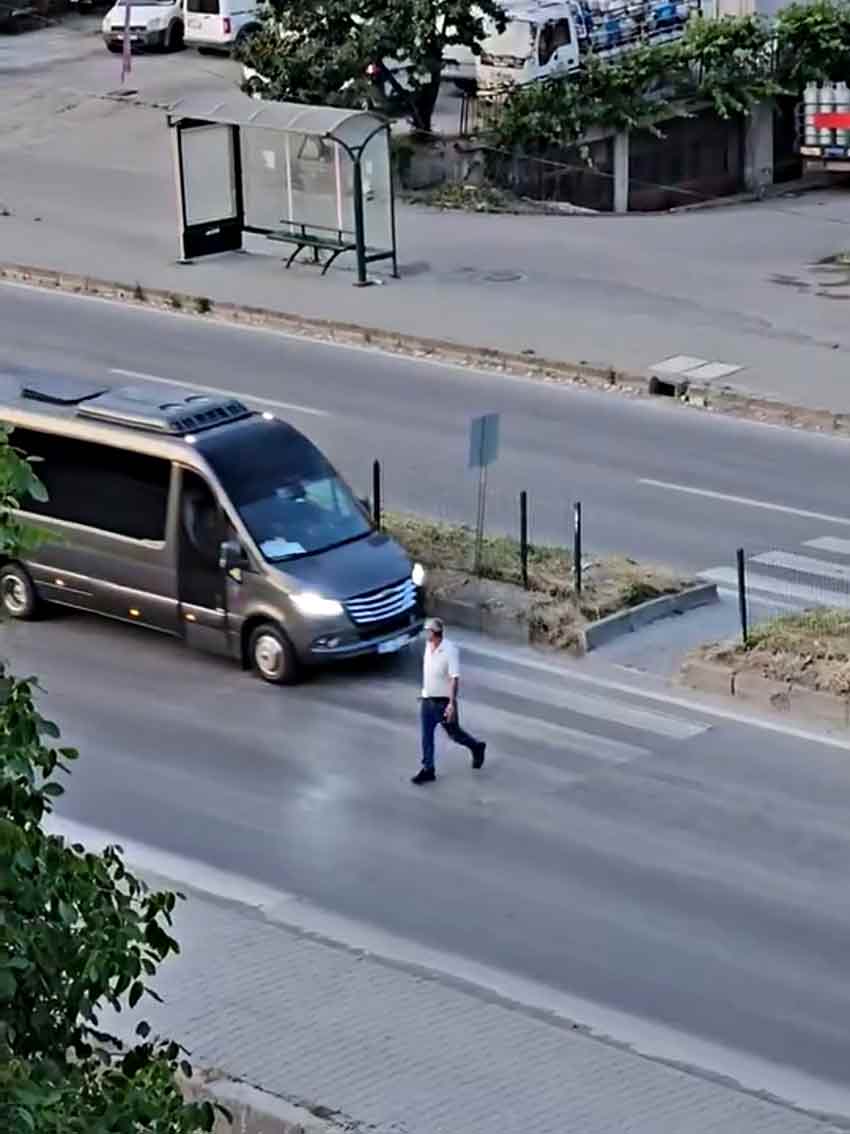 B A R T I N Y A Y A G E C I D I N D E D E F A L A R C A K A R S I Y 755532 222998