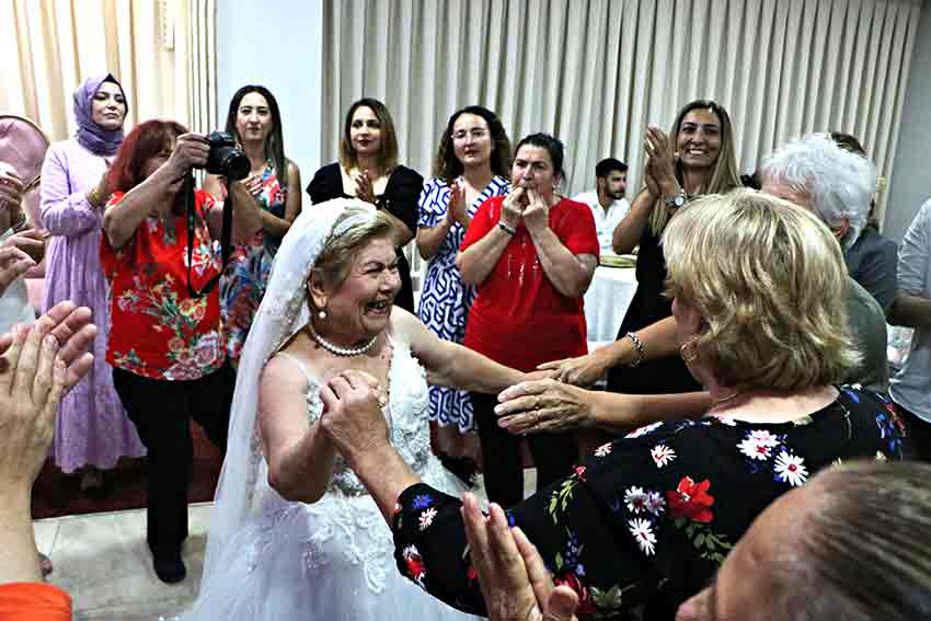 D A M A T S I Z D U G U N Y A P M I S T I A G A C L I K A L A N D A 780825 230872