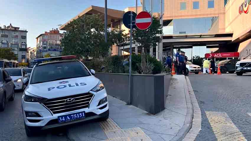 I S T A N B U L B A K I R K O Y’ D E H A S T A N E B A H C E S I N D 772306 228215