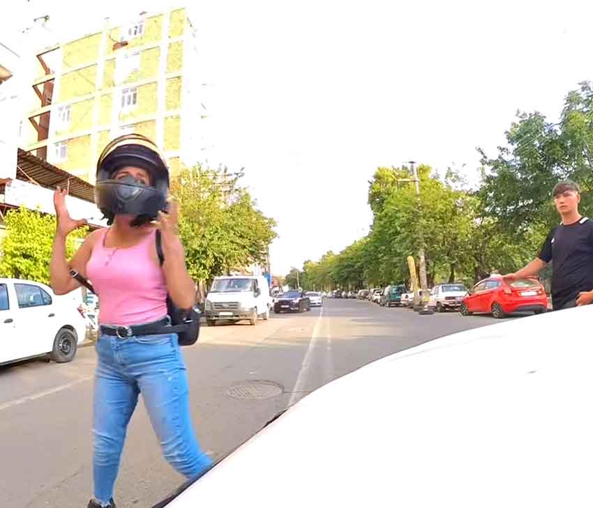 O T O M O B I L I L E C A R P I S A N M O T O S I K L E T I N S U R U C 766699 226342