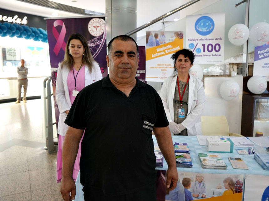 Avm'deki Standı Görünce Karar Verdi 30 Yıl Sonra Sigarayı Bıraktı (2)