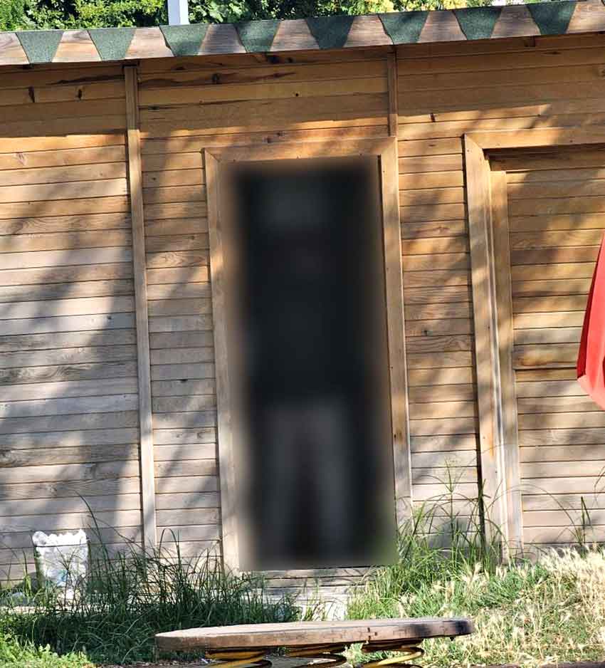 Ayakta Tuvaletini Yapan Adam