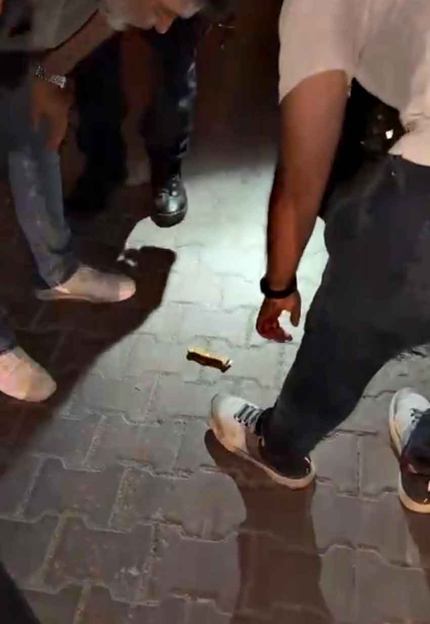 B A R T I N E S K I E S I N I O L D U R D U U V E Y K I Z I N I 815934 241650