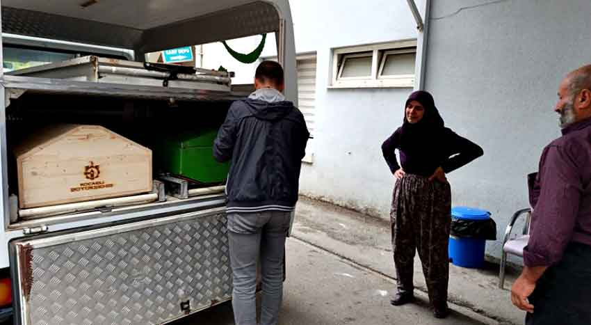 C E Z A E V İ N D E N Ç I K T I E Ş İ N İ 4