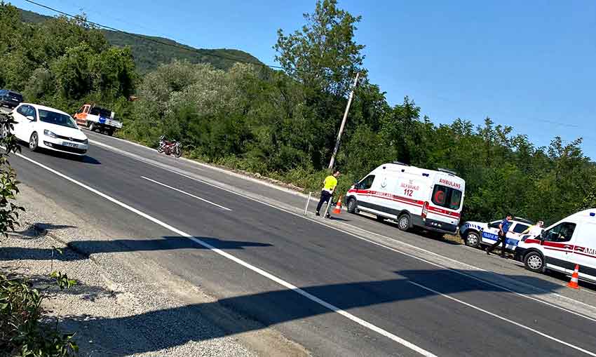 Çaycuma Yolunda Korkutan Kaza (2)