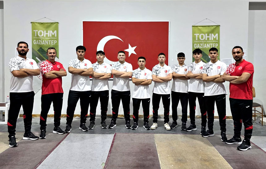 Halterciler Avrupa Yolunda (1)