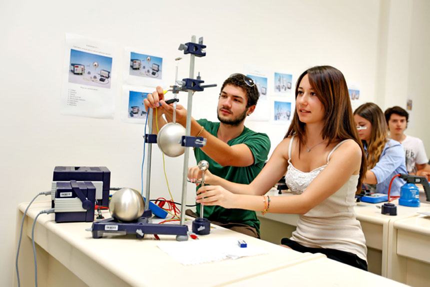 Yaşar Üniversitesi (2)