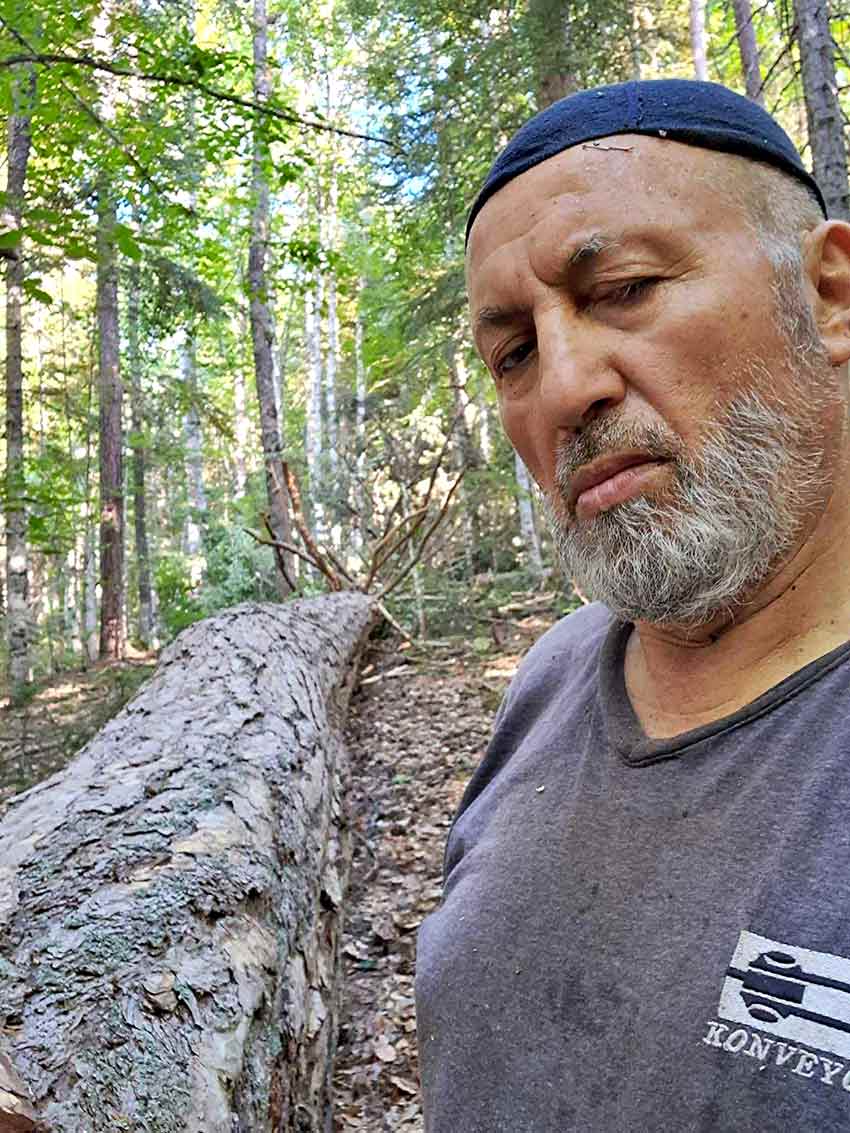 A Y A G I N A T O M R U K D U S T U A M B U L A N S T A K A L P K R 881670 261901