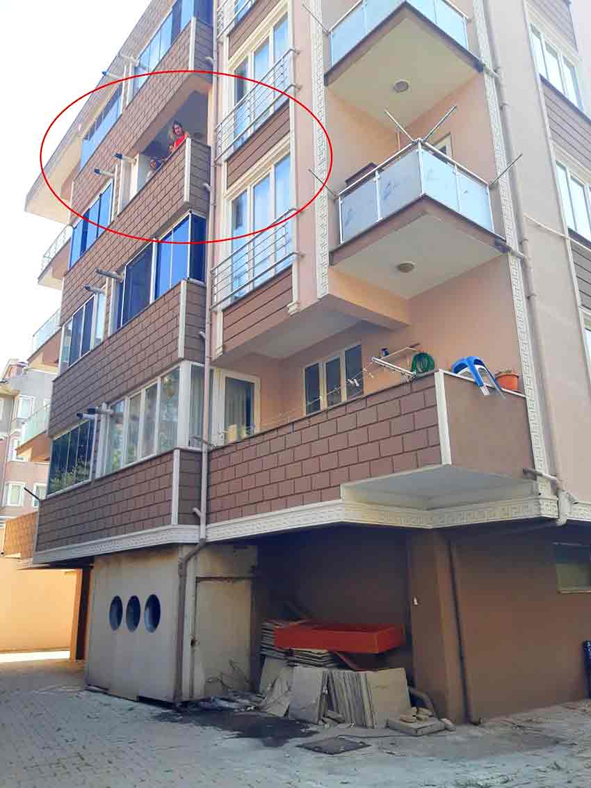 B A N D I R M A’ D A A P A R T M A N I N 3’ U N C U K A T I N D A N D 864700 256804