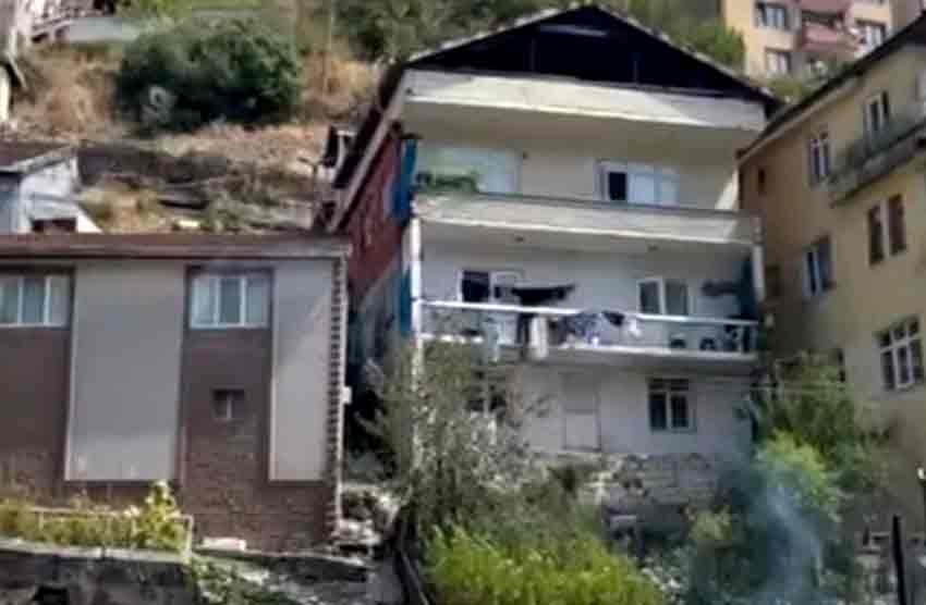 C4Ff9392 Ca2F 410A B1B6 24A1Eabb2221