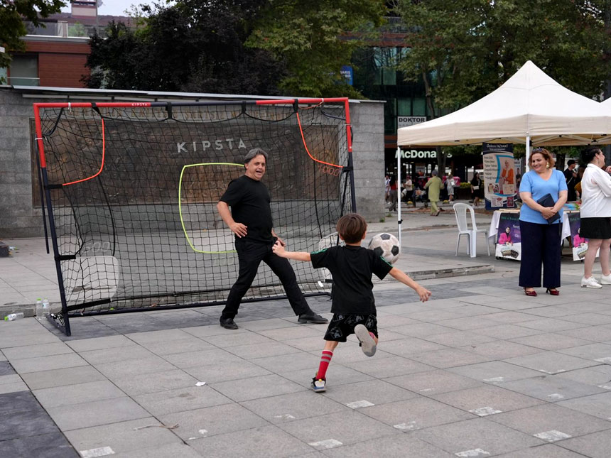 Dünya Düzce Günlerinde Çocuklar Sosyal Ve Sportif Etkinliklerle Eğlendi (1)