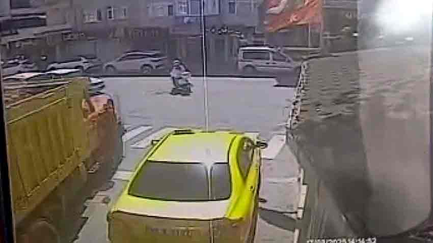 F R E N I B O S A L A N H A F R I Y A T K A M Y O N U I S Y E R I N E 869248 258094