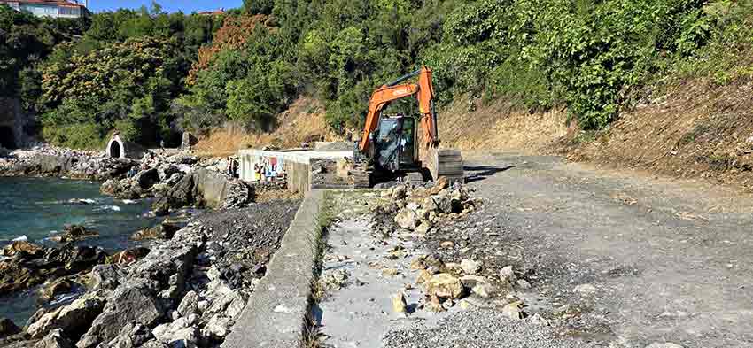 F0141F93 6Ba0 404A B1D6 0D2280994A12