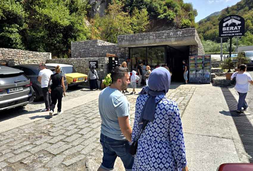 G Ö K G Ö L Z İ Y A R E T Ç İ 12