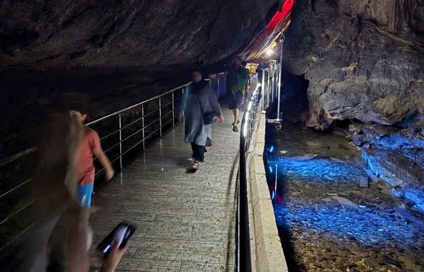 G Ö K G Ö L Z İ Y A R E T Ç İ 16