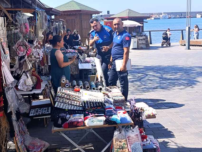 Sahi̇lde Kaldirim İşgali̇ (3)