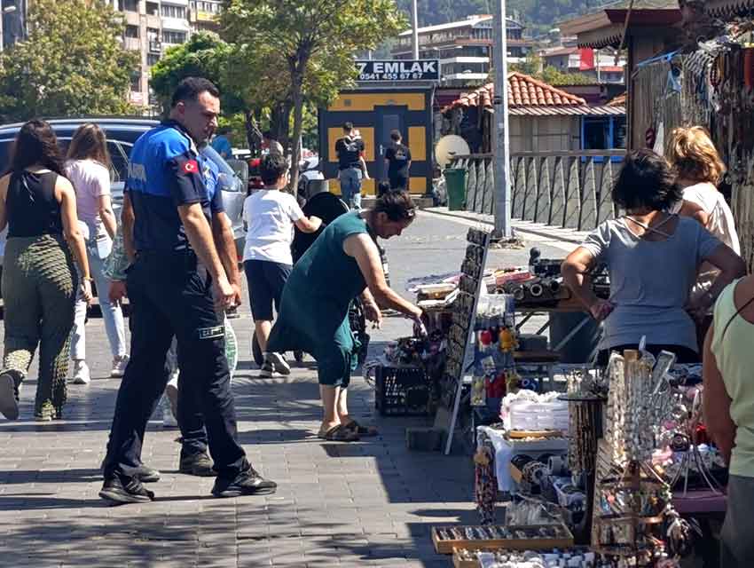 Sahi̇lde Kaldirim İşgali̇ (4)