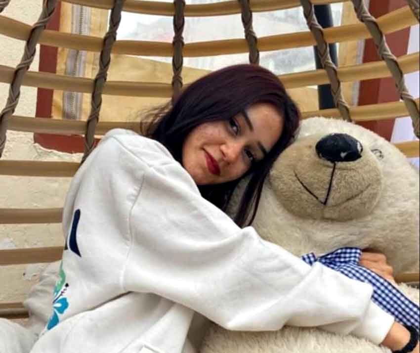 30 Saniyede 30 Bıçak Darbesi (1)