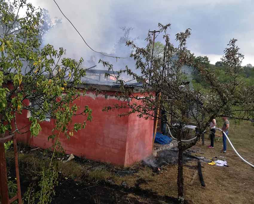 Ç A Y C U M A’ D A B A Ğ E V İ N D E Y A N G I N (1)