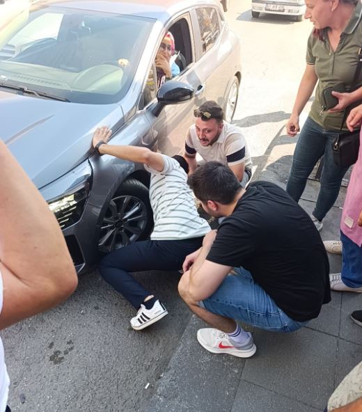 Vatandaşın Dikkati Kediyi Kurtardı 2