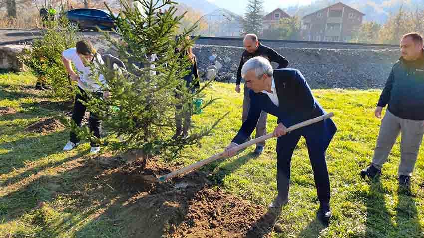 588534224 1265796518914473 9021680660974649493 N