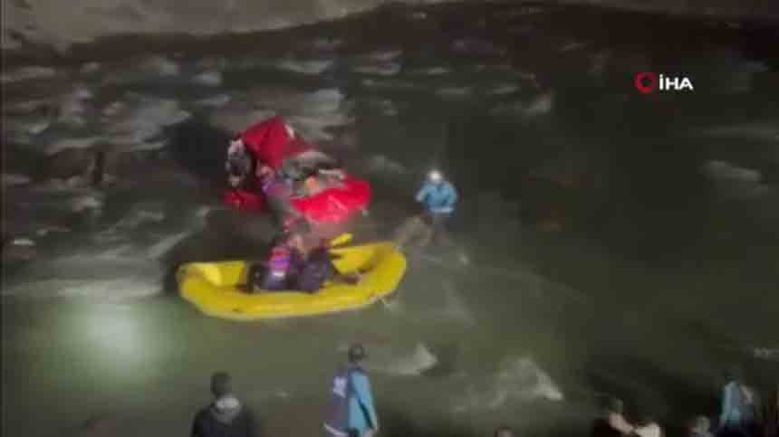 300 Metreden Uçuruma Yuvarlandı 2