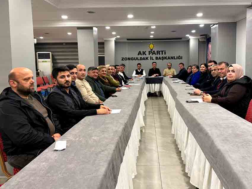 Ak Parti Merkez Ilçe Başkanlığı.docx (1)