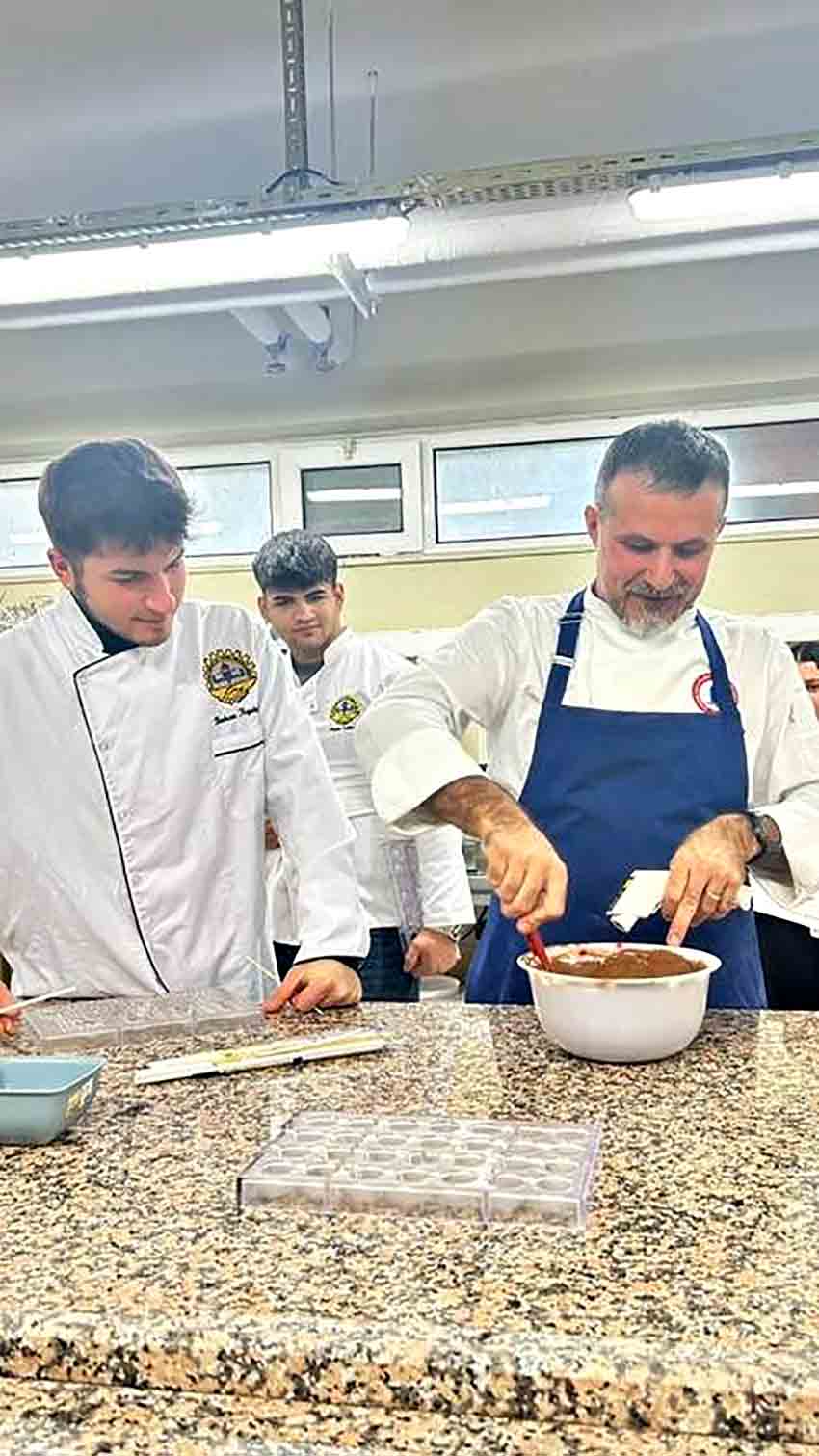 Devrek Myo'da Çikolata Tekniği Anlatıldı (2)