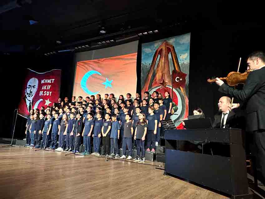 İstiklâl Marşı’nın Şairi Mehmet Akif Ersoy Saygıyla Anıldı (1)