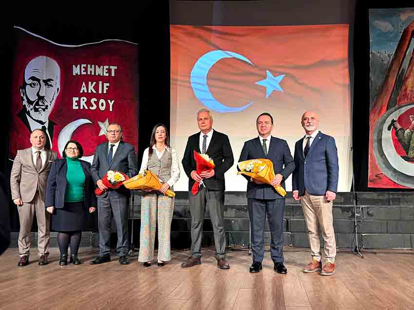 İstiklâl Marşı’nın Şairi Mehmet Akif Ersoy Saygıyla Anıldı (4)