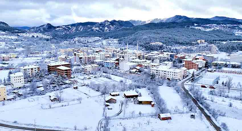 Kartpostallık Kar Manzaralarıyla Göz Kamaştırdı (3)