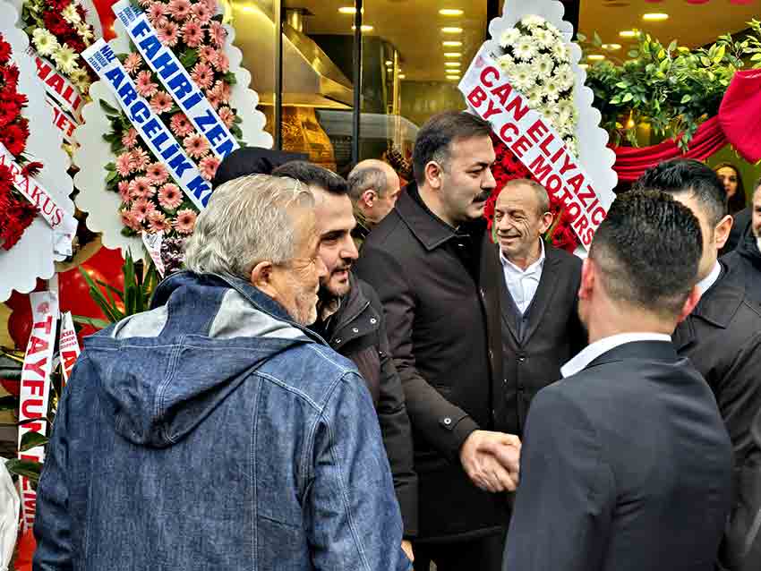 Köfteci Zeko’nun Soğuksu Şubesi Açıldı (1)