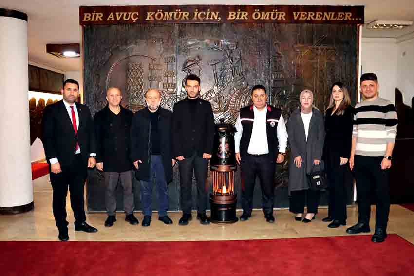 Mhp Kozlu İlçe Yönetiminden Gmi̇s’e Ziyaret (2)