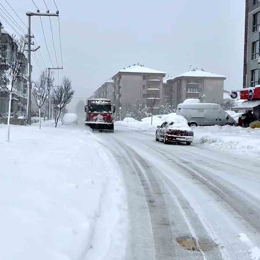 Tanju Özcan’dan Itfaiye Çağrılarına Tepki Saçma Sapan Taleplerle Belediyemizi Arayıp Meşgul Etmesinler (1)