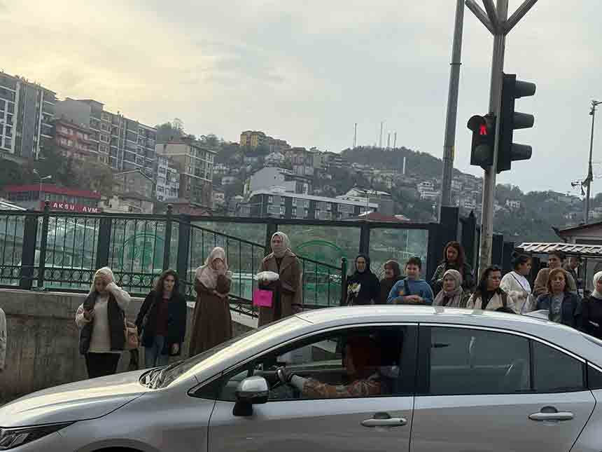 Yayalar Sürücülere Zor Anlar Yaşattı (1)