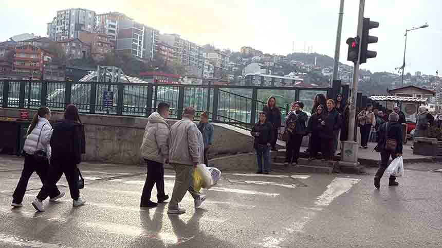 Yayalar Sürücülere Zor Anlar Yaşattı (4)