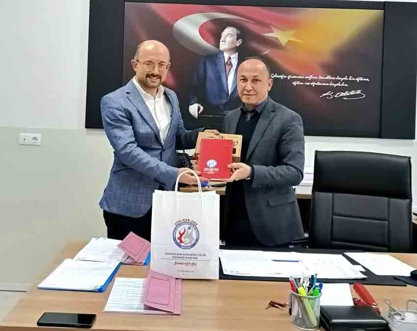 Zon Kar Der Üyelerine (4)