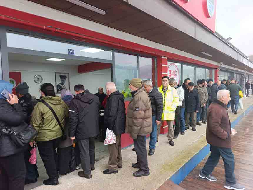Zonguldak Kent Lokantasında Tas Kebabı Izdihamı (3)